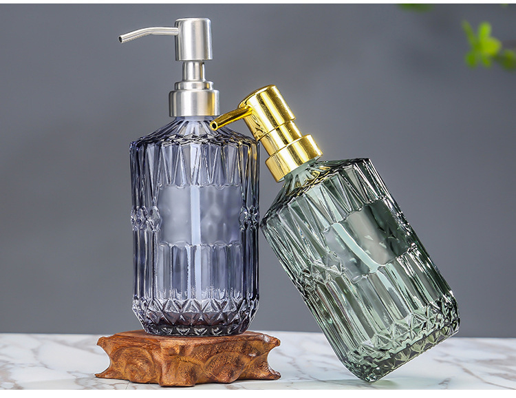  Transparent soap bottle
